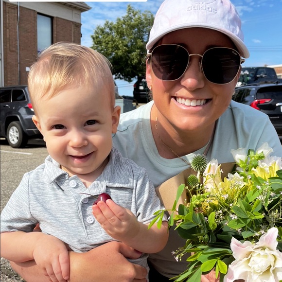 Meet your Posher, Amanda - Picture 5 of 15